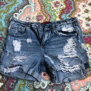 Jean/denim shorts